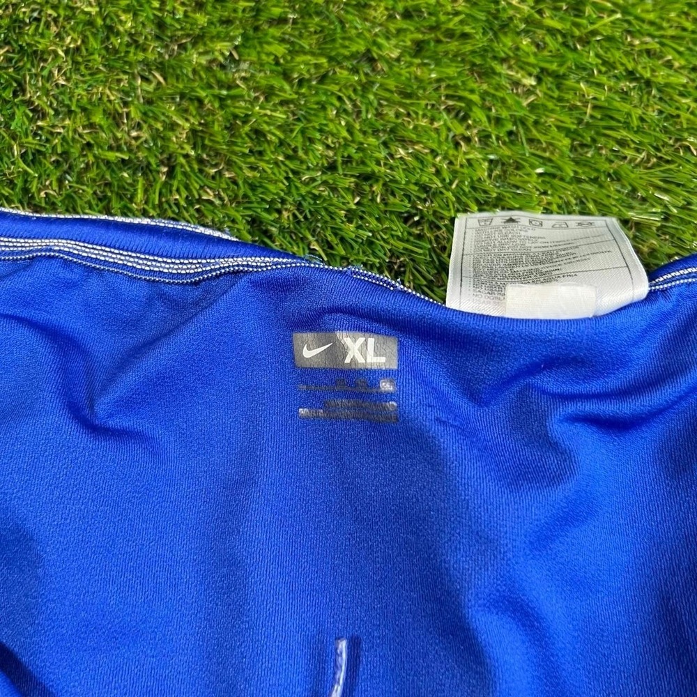 Y2K Nike Manchester United 40th Anniversary Soccer Shorts Blue XL Training - Picture 2 of 2
